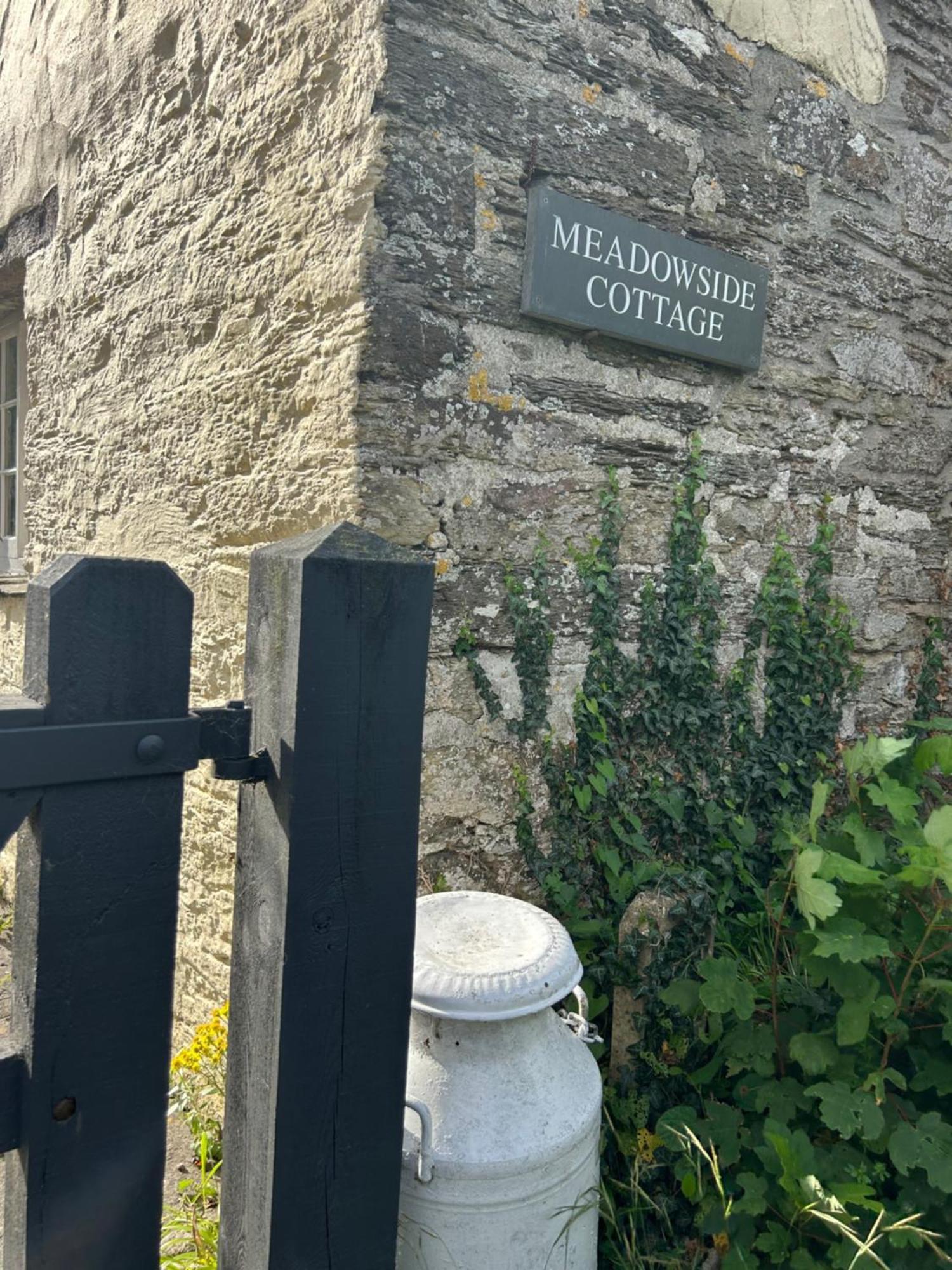 Meadowside Cottage, Characterful Grade 2 Listed Cottage Near To Wadebridge And Padstow Exterior photo
