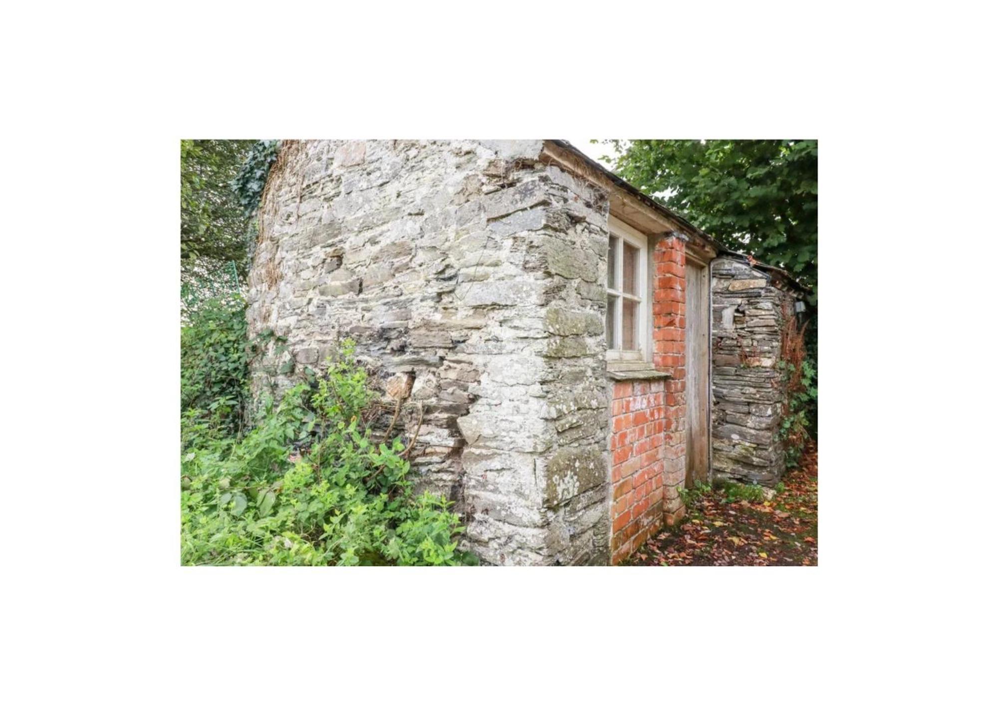 Meadowside Cottage, Characterful Grade 2 Listed Cottage Near To Wadebridge And Padstow Exterior photo